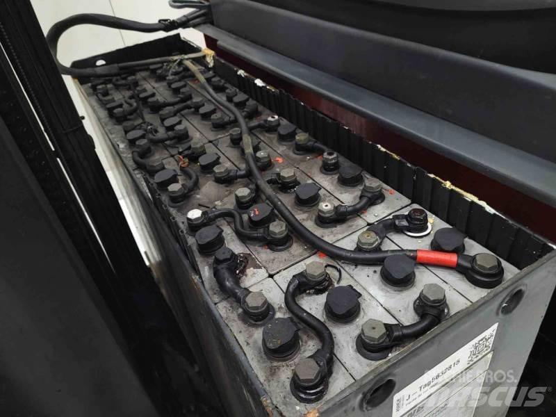 Linde R16HD-01 1120 Skyvemasttruck