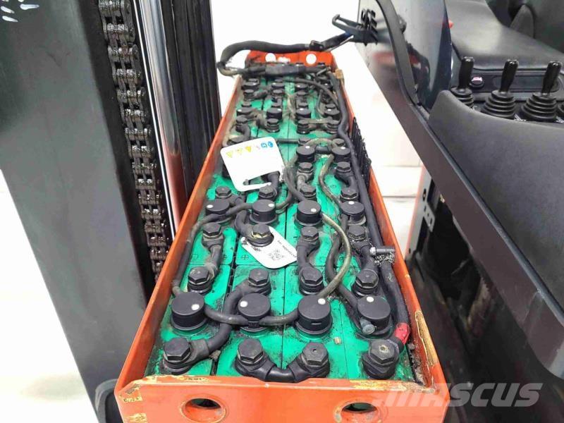 Linde R16S-12 Skyvemasttruck