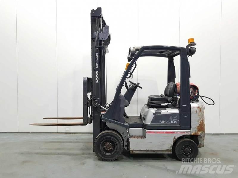 Nissan P1D1A18LQ Propan trucker