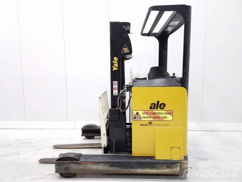 Yale MR14 Skyvemasttruck