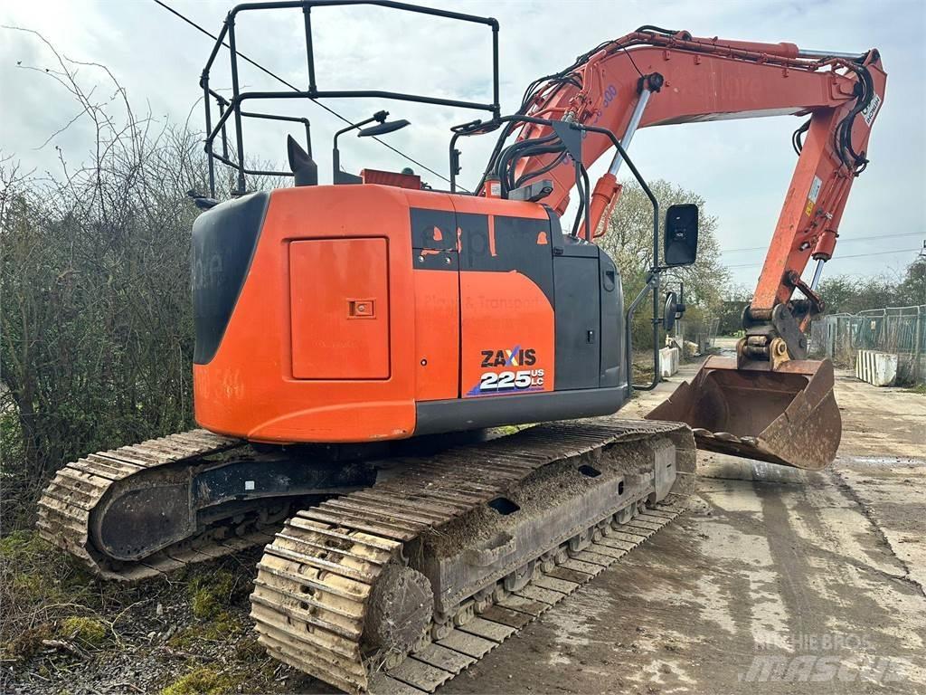 Hitachi ZX225USLC-6 Beltegraver