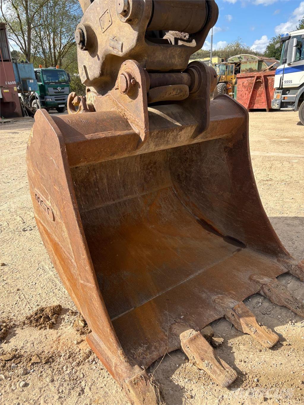 Volvo EC290BLC Beltegraver