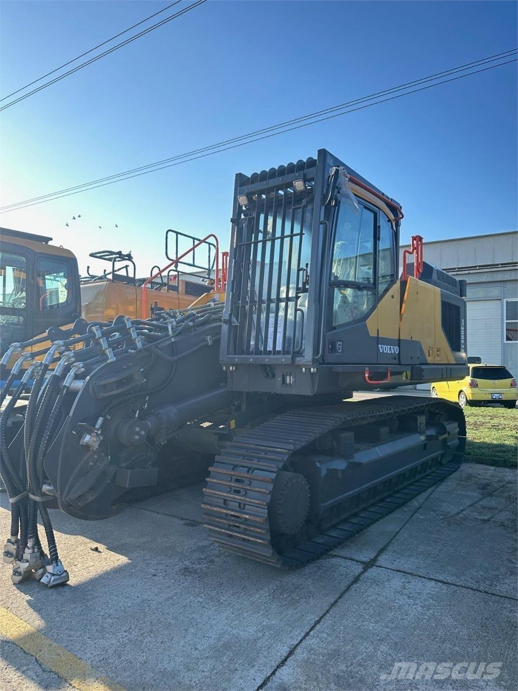 Volvo EC380EHR Gravemaskiner for riving
