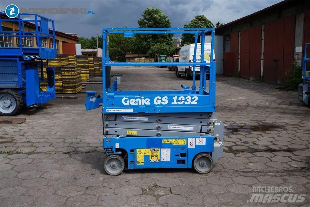 Genie 1932 Sakselifter