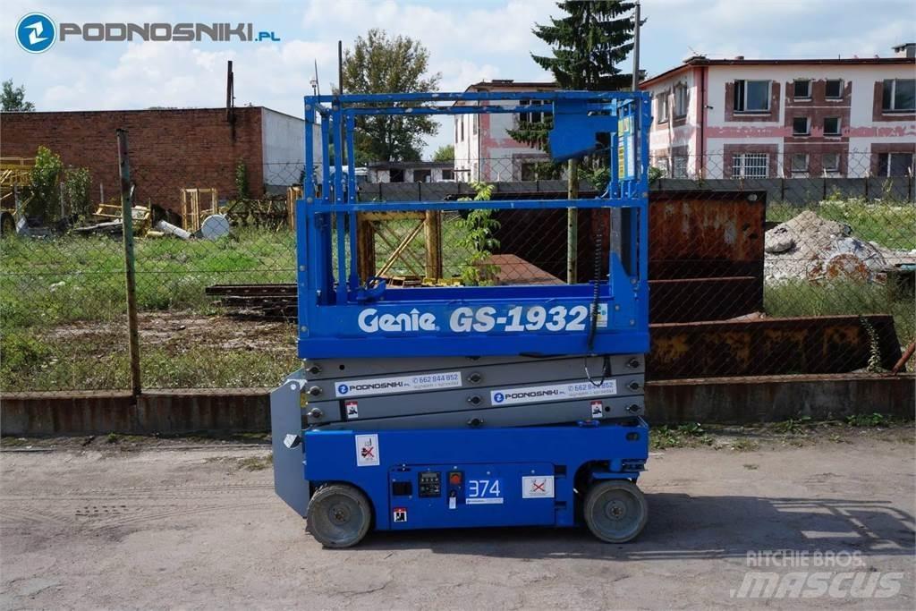 Genie 1932 Sakselifter