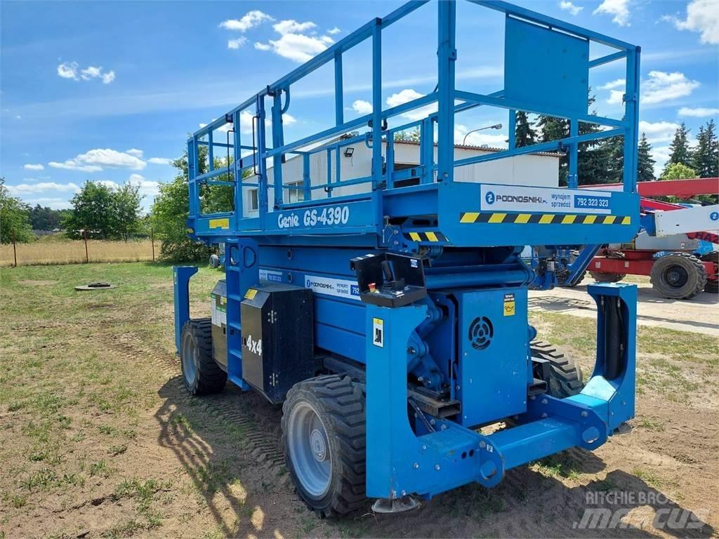 Genie GS-4390 RT Sakselifter
