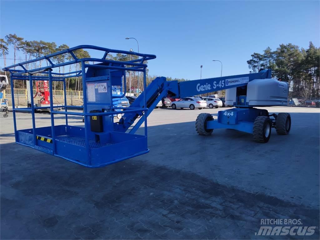 Genie S-45 Teleskop bomlifter