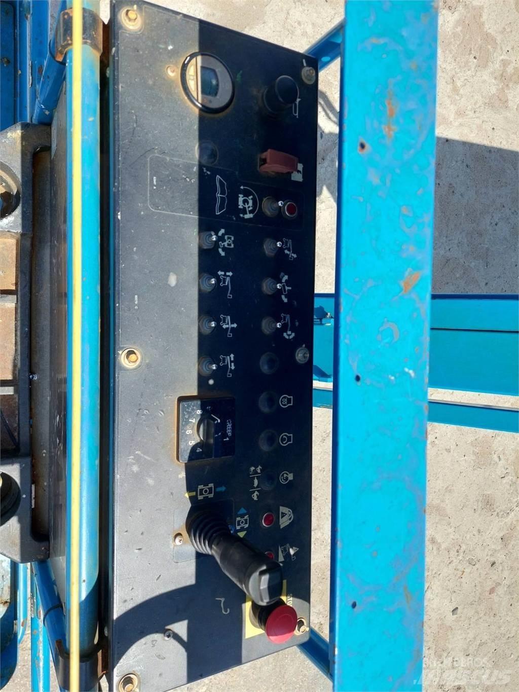 Genie Z-45/25J DC Leddede bomlifter
