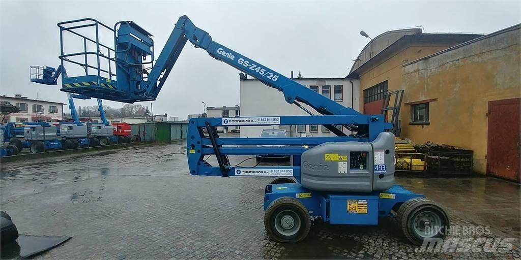 Genie Z45/25J Leddede bomlifter