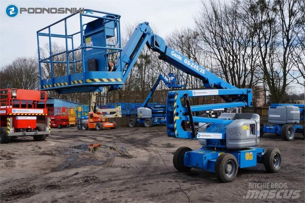 Genie Z45/25J DC Leddede bomlifter