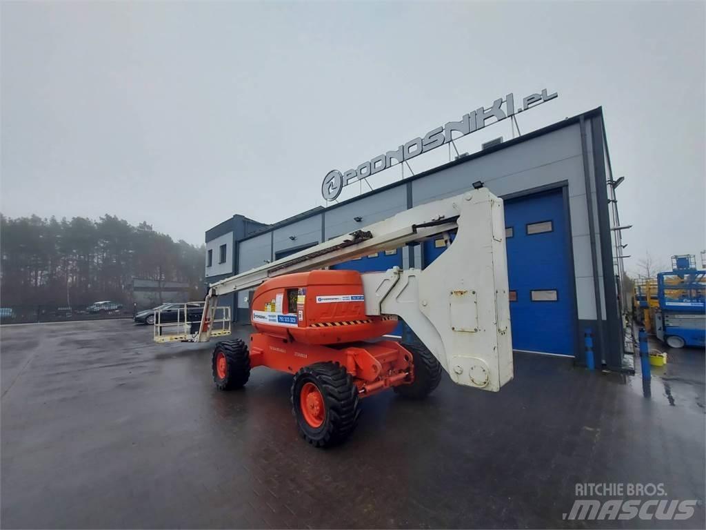 JLG 800AJ Leddede bomlifter
