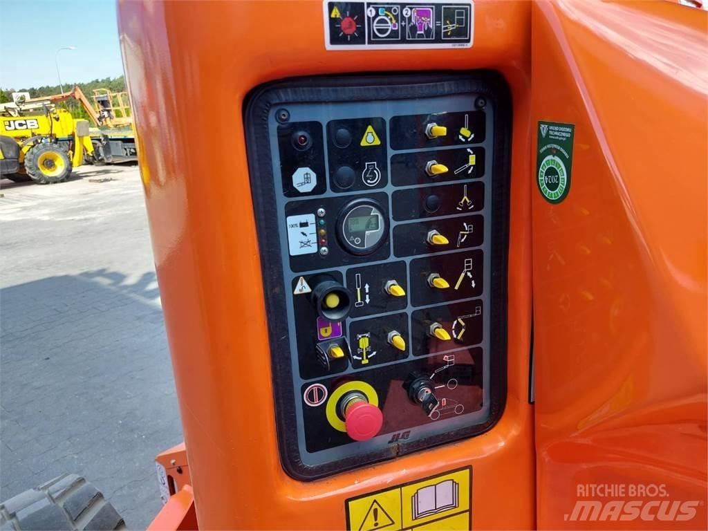JLG E450AJ Leddede bomlifter