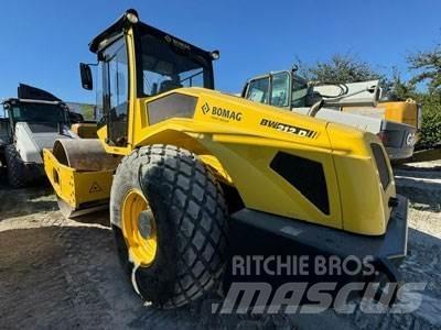 Bomag BW212D-5 Anlegg - Annet