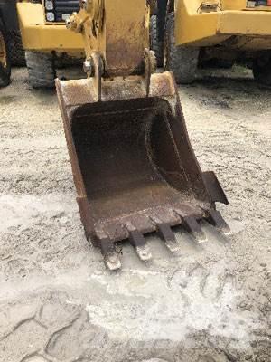 CAT 320 Beltegraver