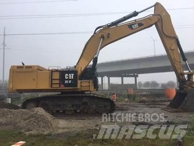 CAT 390FL Beltegraver