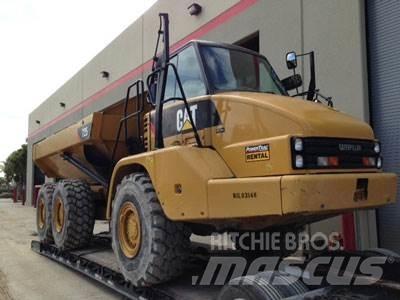 CAT 725 Rammestyrte Dumpere