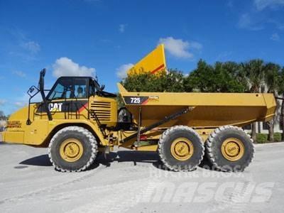 CAT 725 Rammestyrte Dumpere