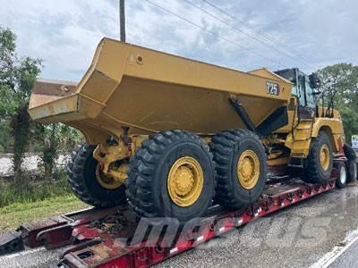 CAT 725 04A Rammestyrte Dumpere