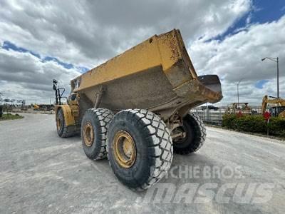 CAT 740 Rammestyrte Dumpere