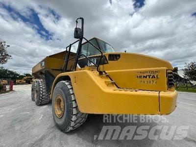 CAT 740 Rammestyrte Dumpere