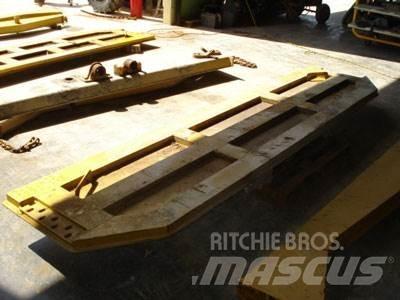 CAT 740 Tailgate Andre komponenter