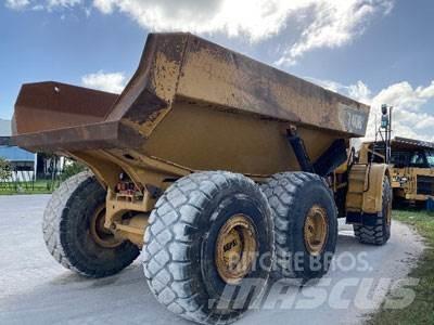 CAT 740B Rammestyrte Dumpere