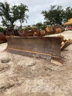 CAT D8T Angle Blade Andre komponenter