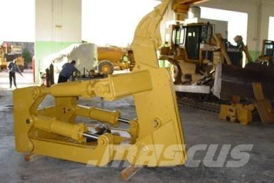 CAT D8T /D8R Ripper, S/S Andre komponenter