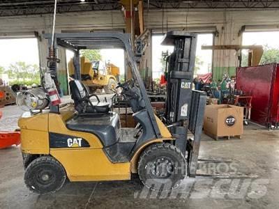 CAT P5000-LP Gaffeltrucker - Annet