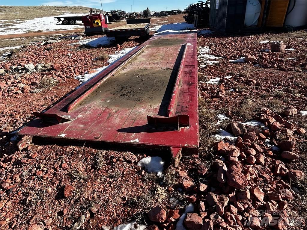  MUD BOAT Anlegg - Annet