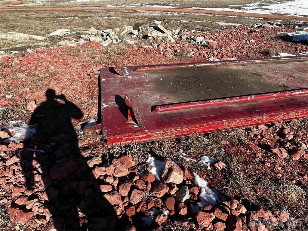 MUD BOAT Anlegg - Annet
