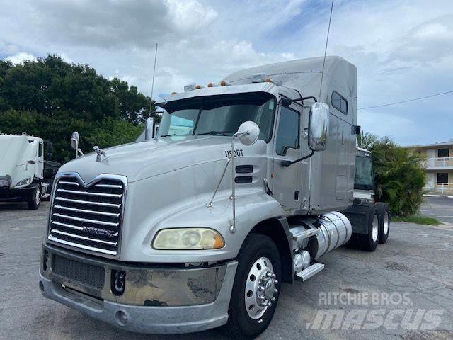 Mack CXU613 Trekkvogner