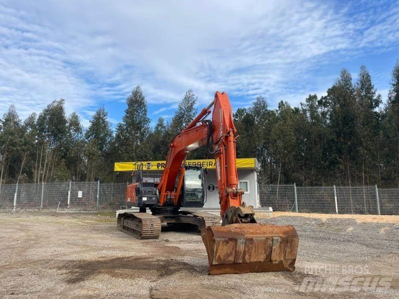 Hitachi ZX250LC-6 Beltegraver