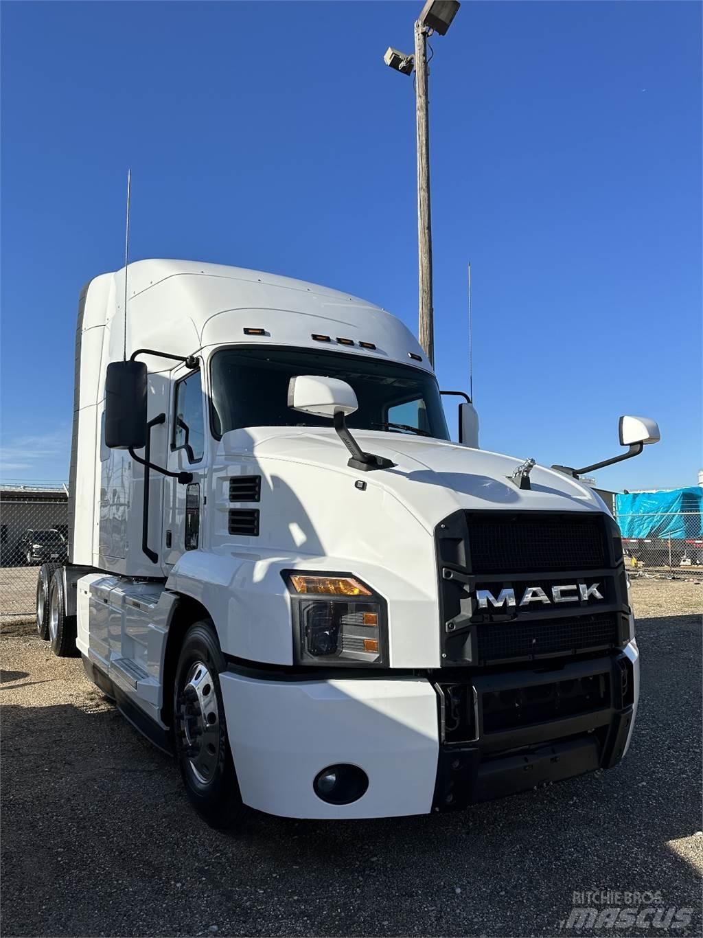 Mack ANTHEM Trekkvogner