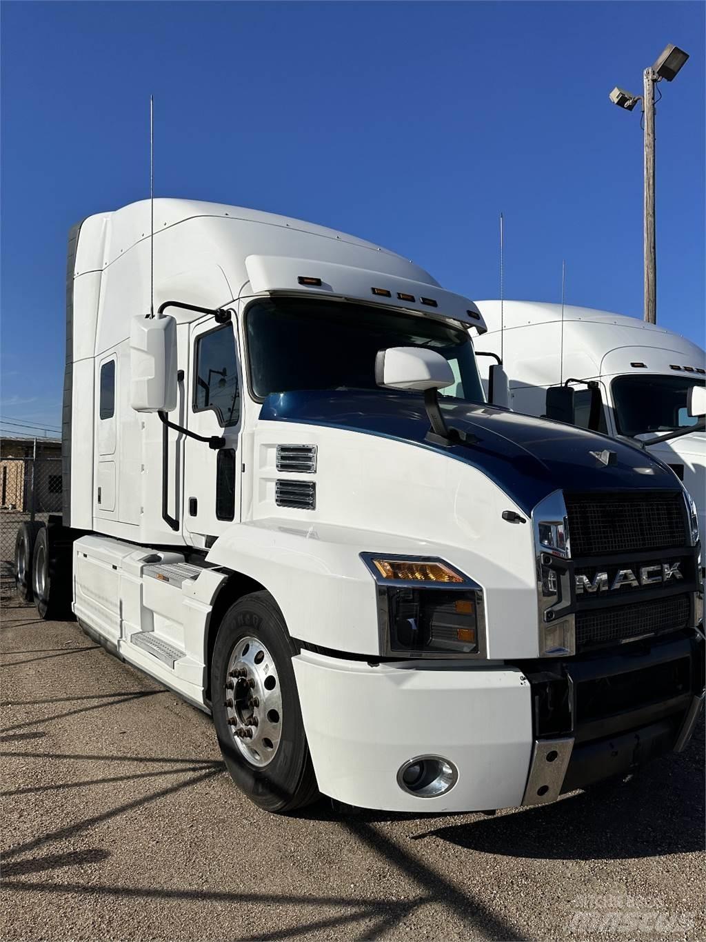 Mack ANTHEM Trekkvogner