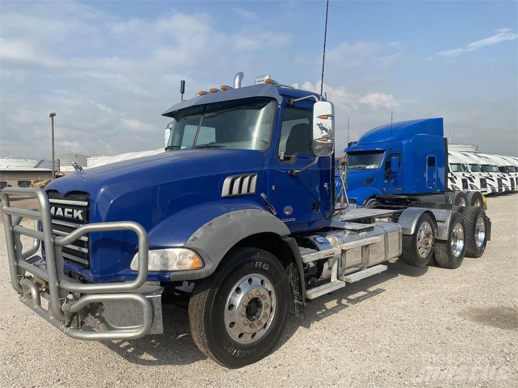 Mack GRANITE Trekkvogner