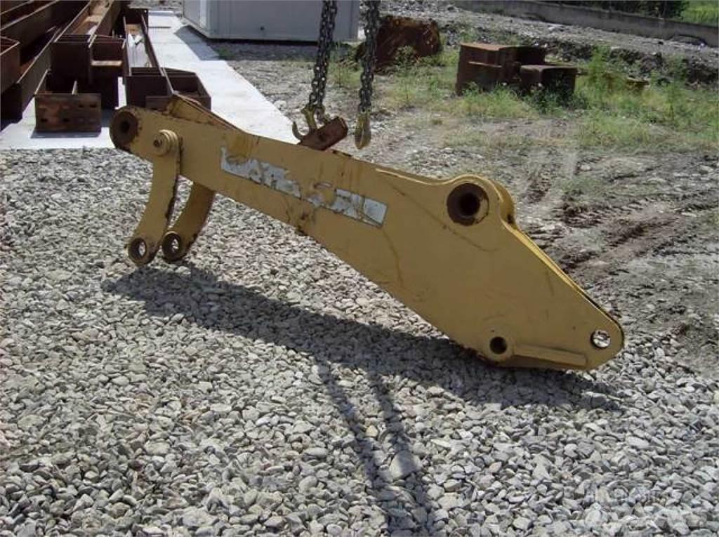 CAT 212 Chassis og understell