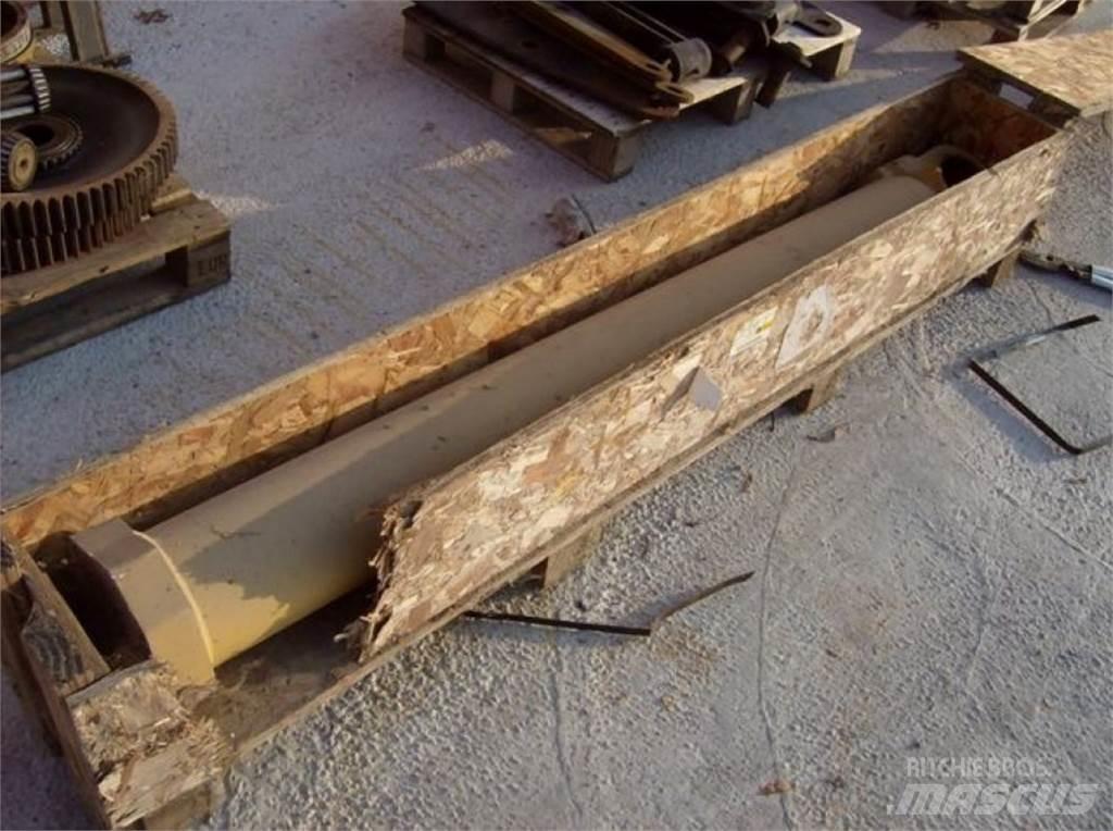 CAT 225 Anlegg - Annet