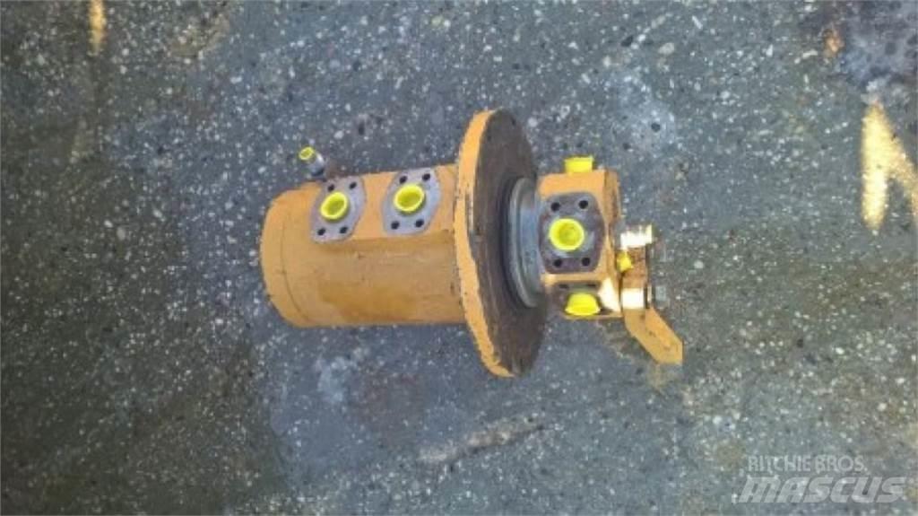 CAT 231D Anlegg - Annet