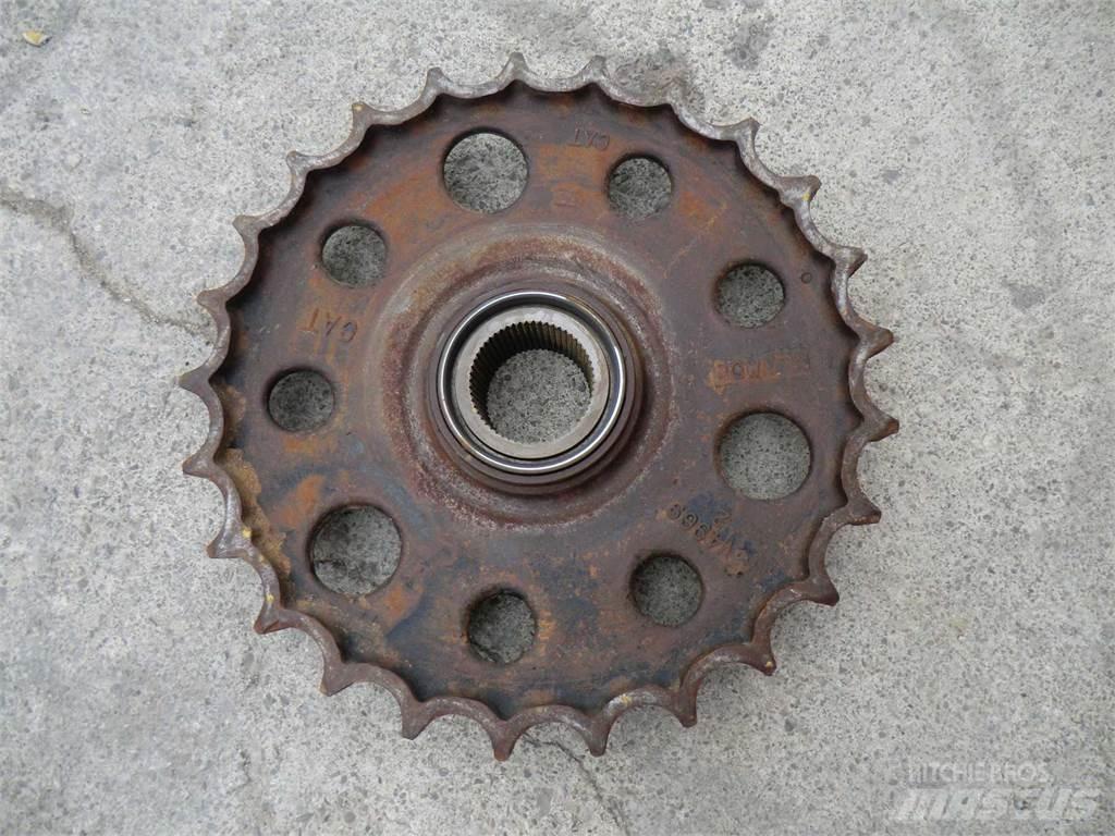 CAT 231D Belter, kjettinger og understell