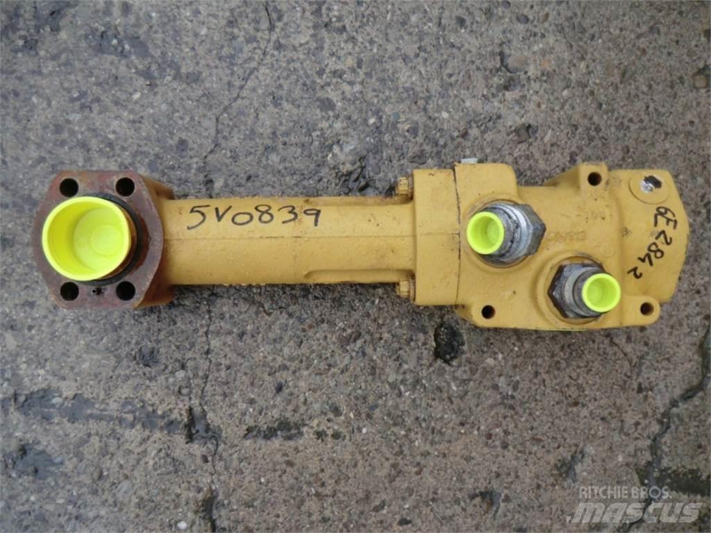 CAT 231D Anlegg - Annet
