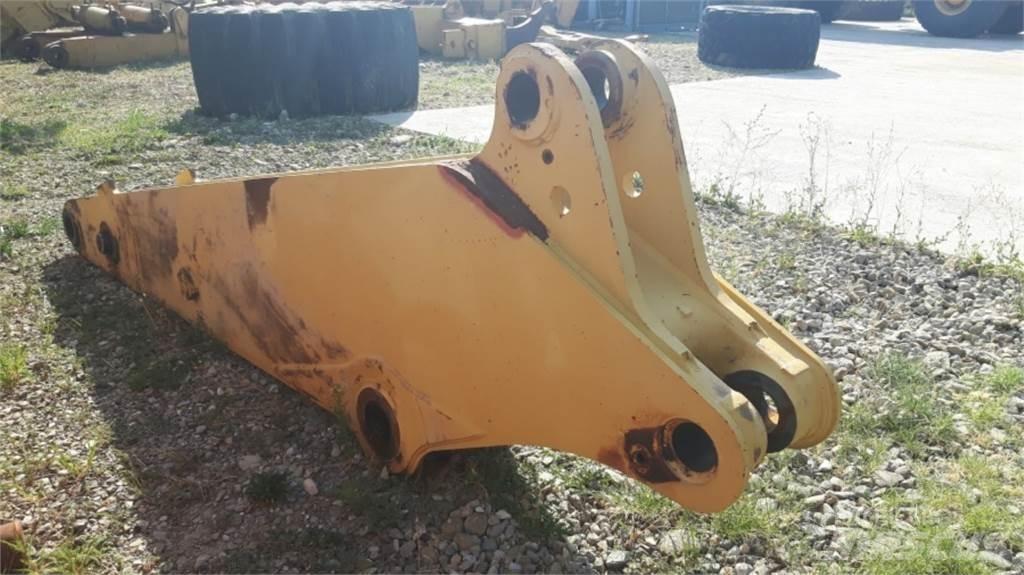 CAT 231D Chassis og understell