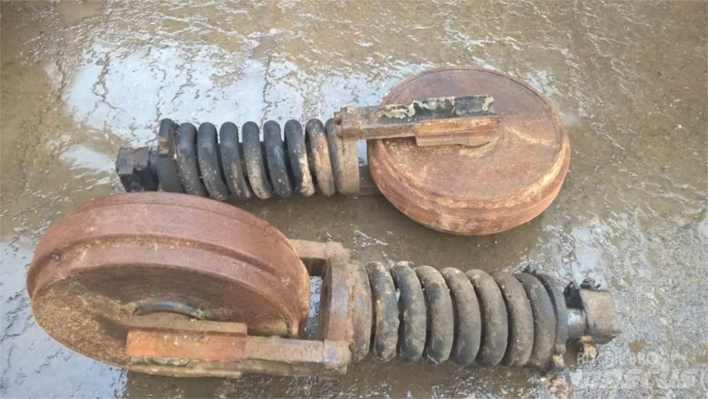 CAT 312D Belter, kjettinger og understell