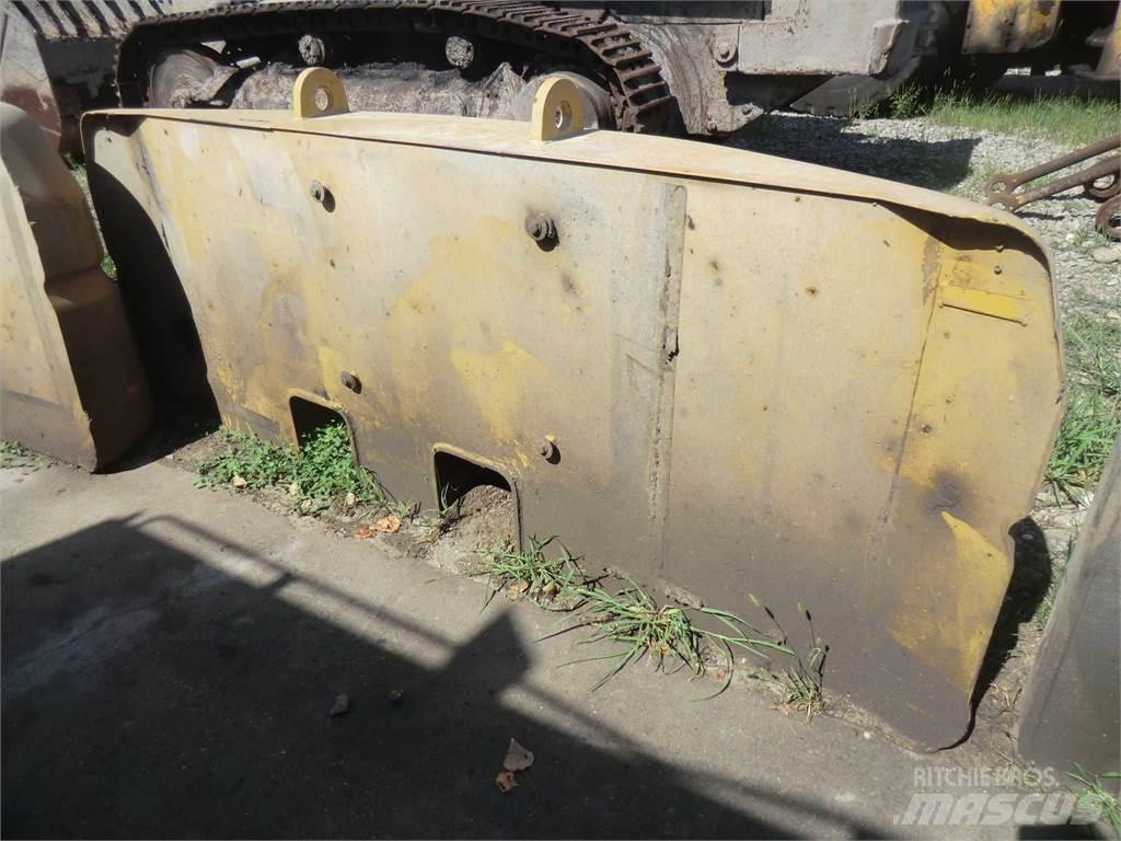 CAT 317B Chassis og understell