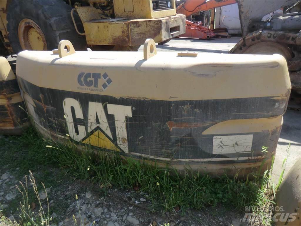 CAT 325B Chassis og understell