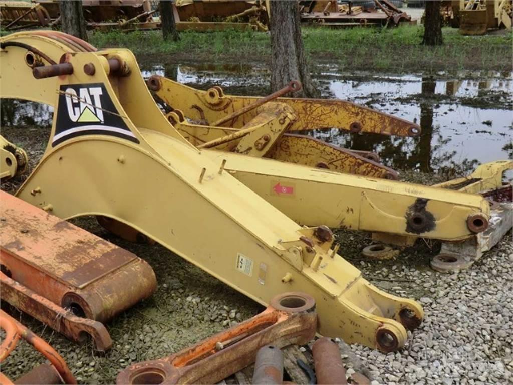 CAT 438C Chassis og understell