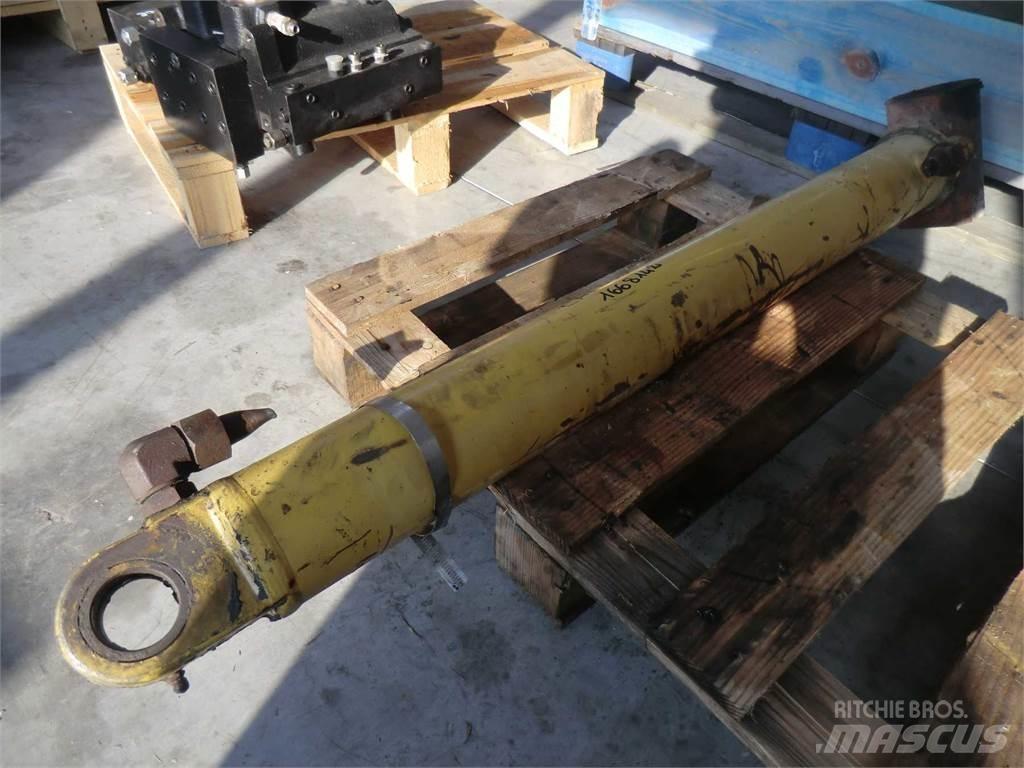 CAT 438C Anlegg - Annet