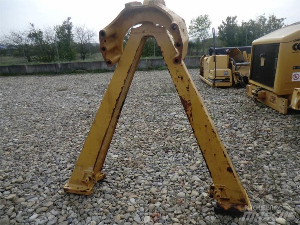 CAT 735 Chassis og understell