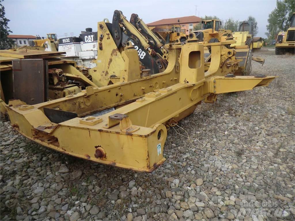 CAT 735 Chassis og understell