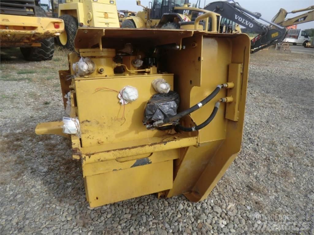 CAT 735 Chassis og understell